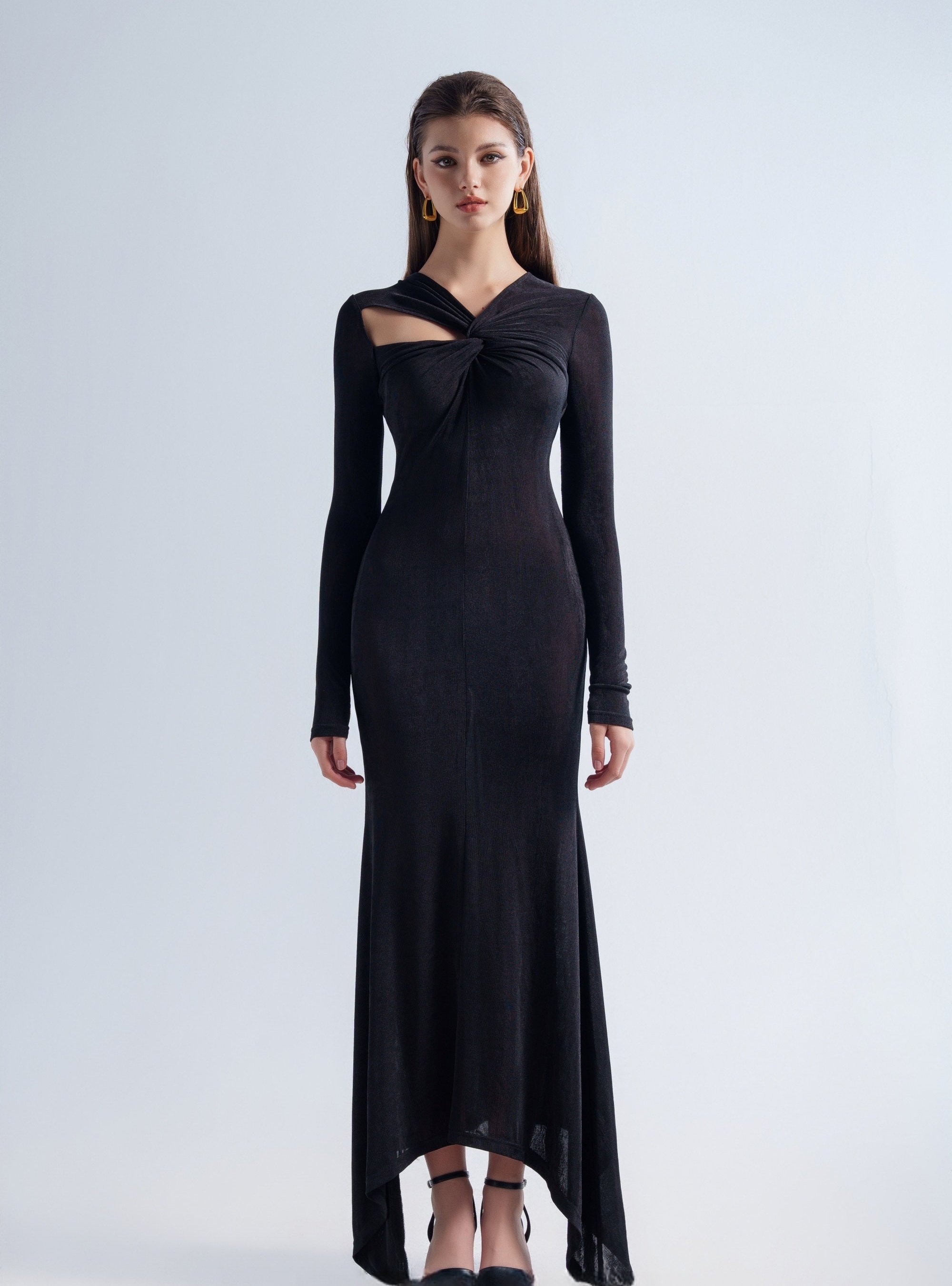 BLACK ASYMMETRIC CUTOUT TWIST FRONT MAXI DRESS